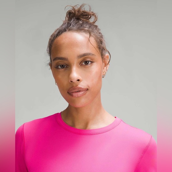 NWOT Lululemon High-Neck Running & Training Long-Sleeve Shirt in Sonic Pink - Picture 3 of 8